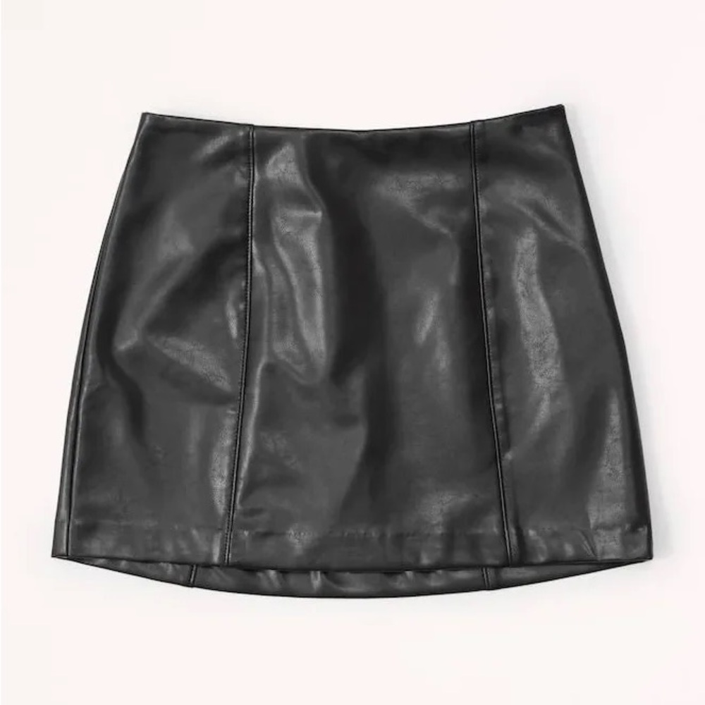 NWT Abercrombie Faux Leather Mini Skirt / Skort